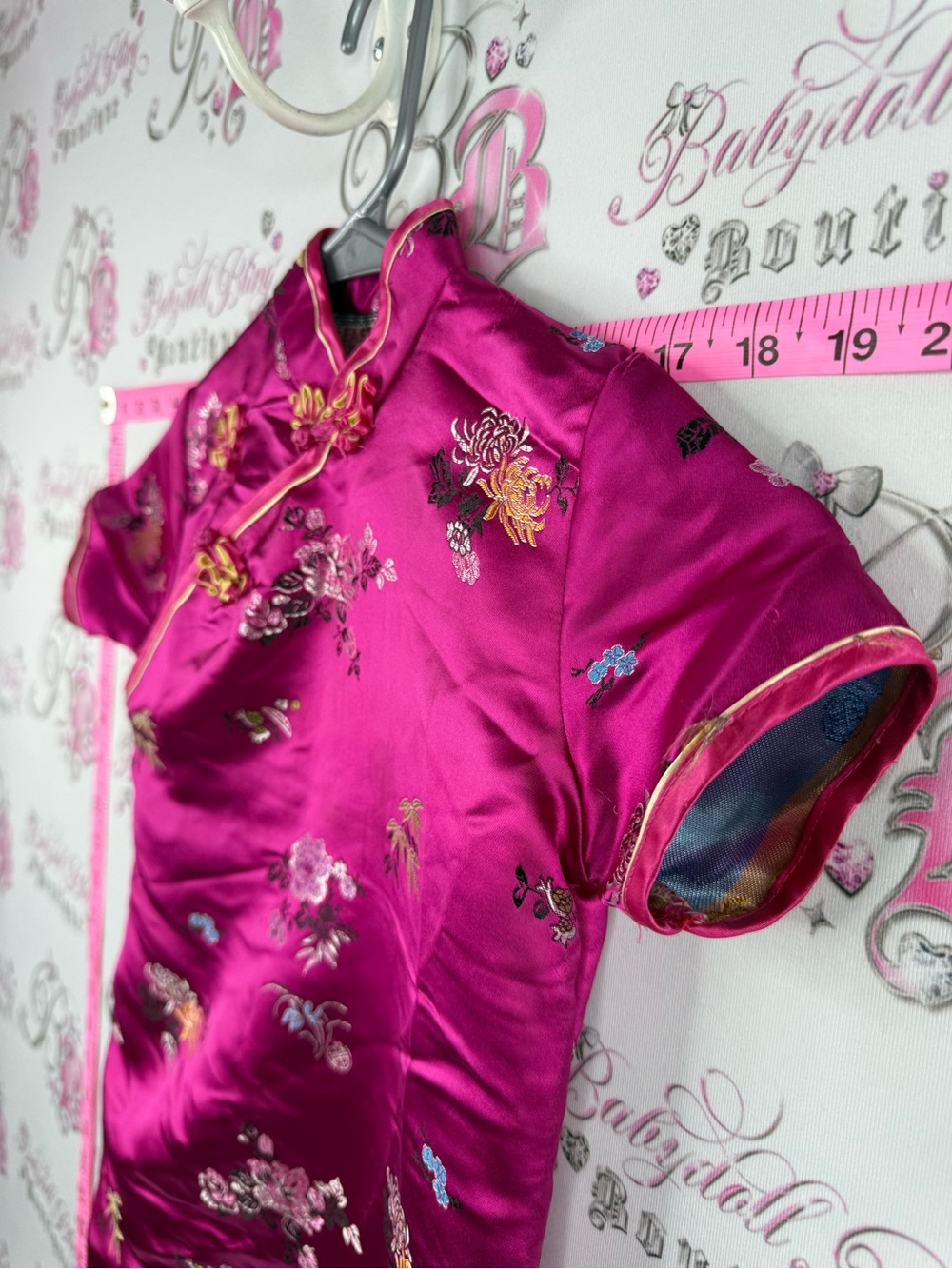 Eastern collection dress Girls' Hot Pink Satin Floral Cheongsam Mandarin Collar - Picture 5 of 10